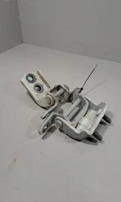 Nissan Qashqai Rear door hinge set 