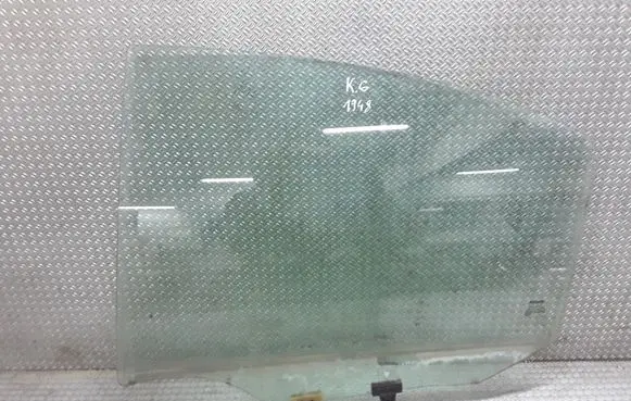 Nissan Primera Rear side window