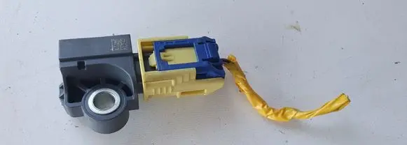 Hyundai Tucson TL Airbag deployment crash/impact sensor
