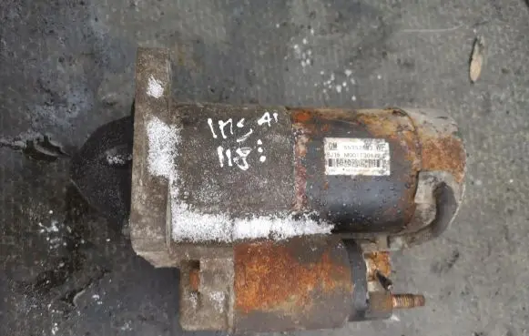 Opel Insignia A Starter motor 55352882