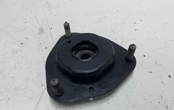 Toyota Avensis Verso Front upper strut mount 