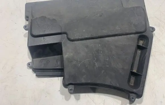 BMW 5 E60 E61 Fuse box cover 7520899 58650910 7520889