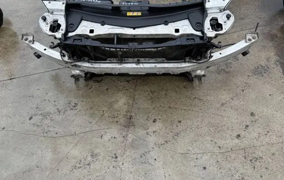 Mercedes-Benz E W213 Radiator support slam panel