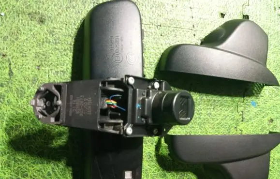 BMW 5 F10 F11 Rear view mirror (interior) 9052673 28347594 922598001