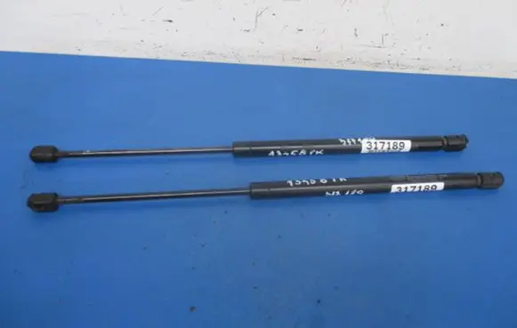 Opel Astra F Shock absorber/damper mounting bracket 