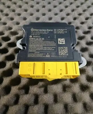 Mercedes-Benz C W206 Airbag control unit/module A2069009318