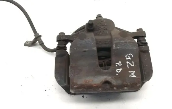 Hyundai i30 Front brake caliper 