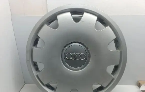 Audi A6 Allroad C5 R16 wheel hub/cap/trim 4B0601147C