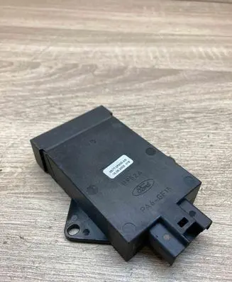 Ford Mondeo Mk III Light module LCM 3S7T3F856AB G952A