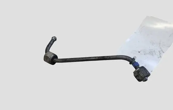 Mazda 6 Fuel injector supply line/pipe