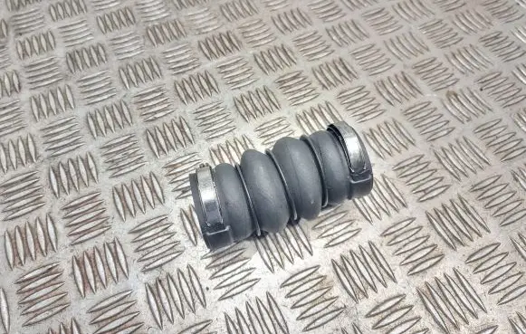 Citroen C3 Picasso Intercooler hose/pipe