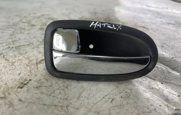 Hyundai Matrix Front door interior handle 8261017010