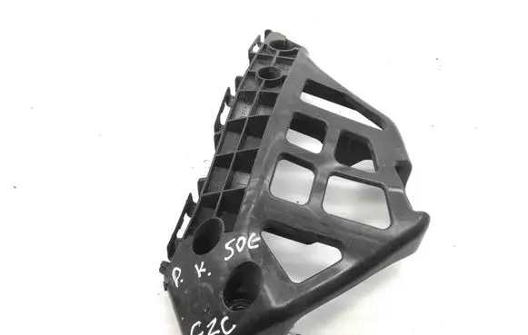 Front bumper mounting bracket