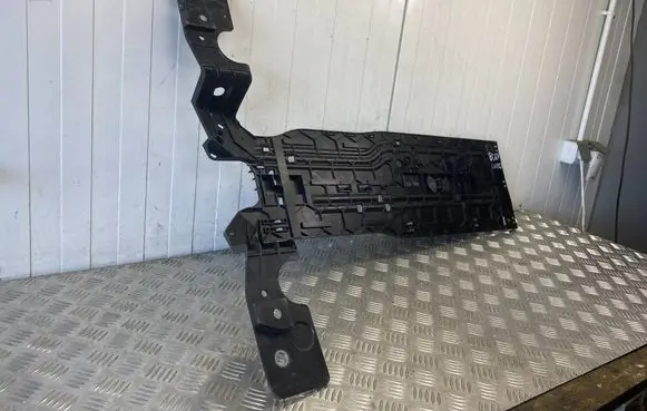 Cupra Born Center/middle under tray cover 1EA971341D