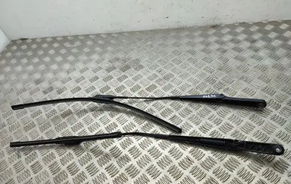 Audi A1 Front wiper blade arm 8X1955408 8X1955407