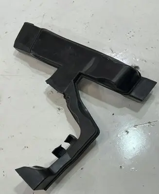 Mercedes-Benz E C207 W207 Radiator mount bracket A2048322225 . W212 COUPE | 888.112.475K000107497