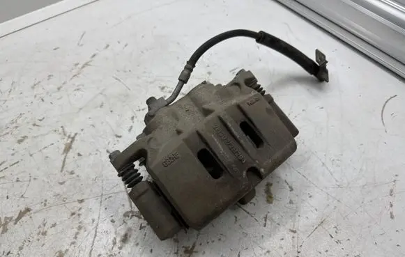 Ford Mustang VI Front brake caliper FR3C2010FF E433127000