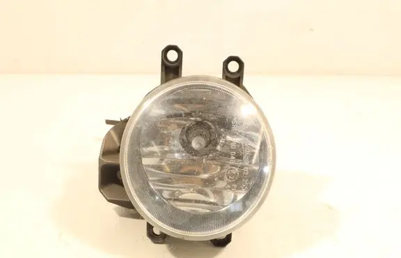 Toyota Corolla E160 E170 Front fog light 8122002110