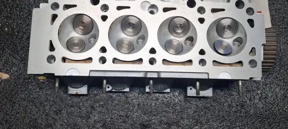 Ford Escort Engine head 81SM6090AMH