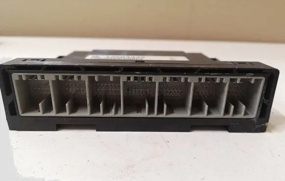 Opel Insignia A Comfort/convenience module 13504342 F00HJ00551