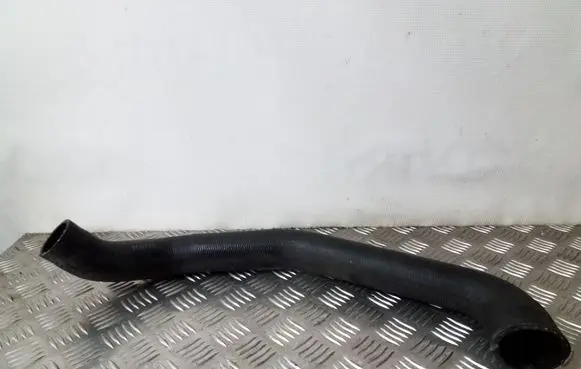 Ford Focus Intercooler hose/pipe CV616C646AJ