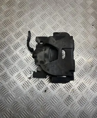 Renault Latitude (L70) Front brake caliper