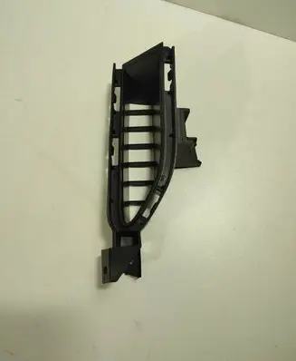 Nissan Rogue Front bumper lower grill 622566RR0A