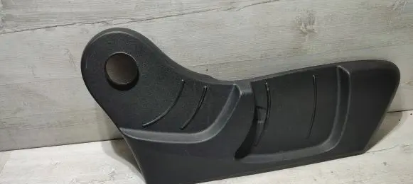 Nissan Qashqai Seat trim L0320003