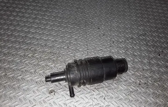 Audi A4 S4 B5 8D Windscreen/windshield washer pump 4A0955651