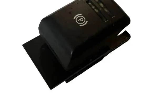 Land Rover Discovery 3 - LR3 Hand parking brake switch YUG500320PVJ