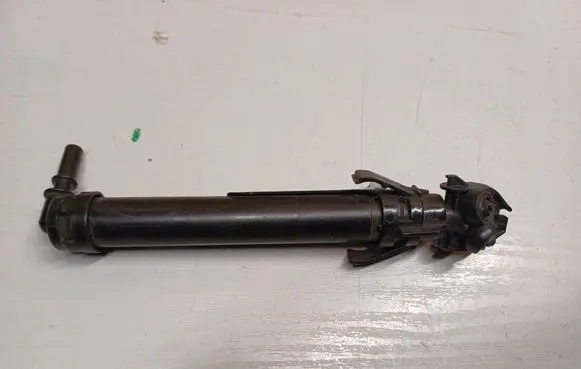 Opel Zafira C Headlight washer spray nozzle 90001128