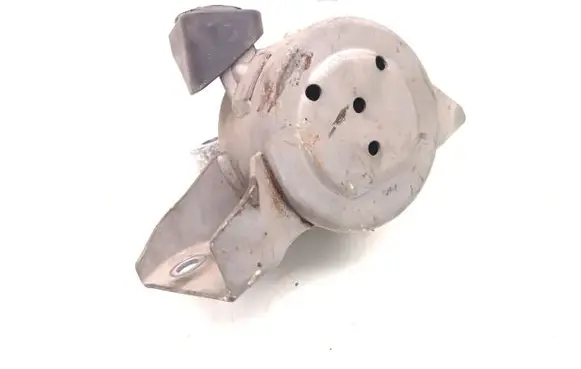 Opel Corsa E Engine mount bracket 13427217