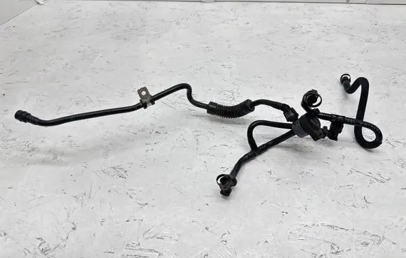 BMW M4 F82 F83 Fuel line pipe 7848455 7848454