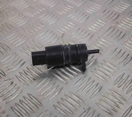 BMW X3 F25 Windscreen/windshield washer pump 8362154