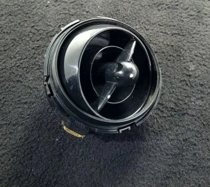 Mini One - Cooper R50 - 53 Dashboard side air vent grill/cover trim 6800887 57633410