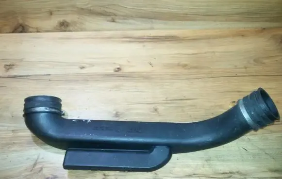 Mercedes-Benz E W210 Air intake hose/pipe a604140912 750300