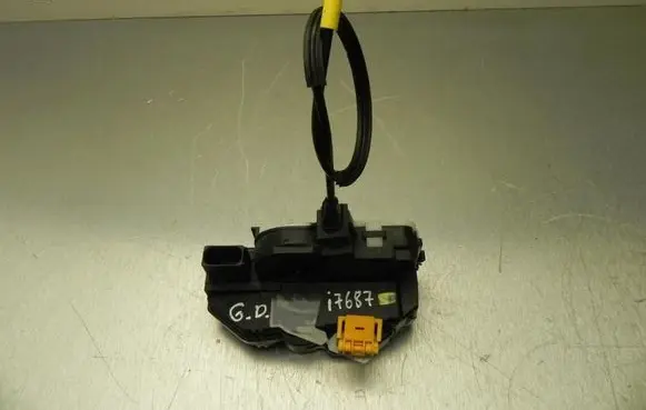 Loading door lock