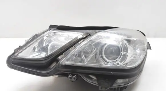 Mercedes-Benz E W212 Headlight/headlamp A2128204961