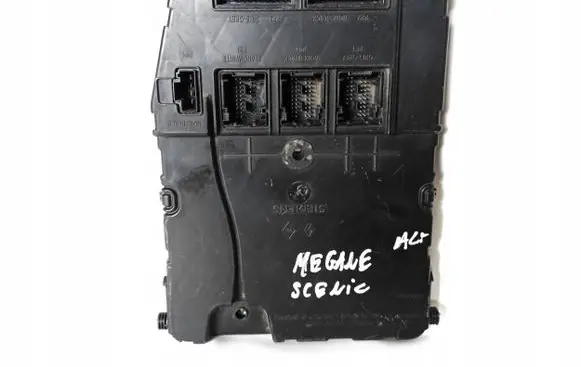 Renault Megane II Comfort/convenience module 8200309690