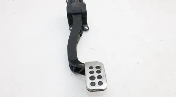 Peugeot RCZ Accelerator throttle pedal 9687770480