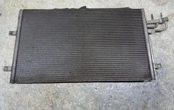 Ford Focus A/C cooling radiator (condenser)