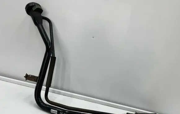 Mazda 6 Fuel line pipe 