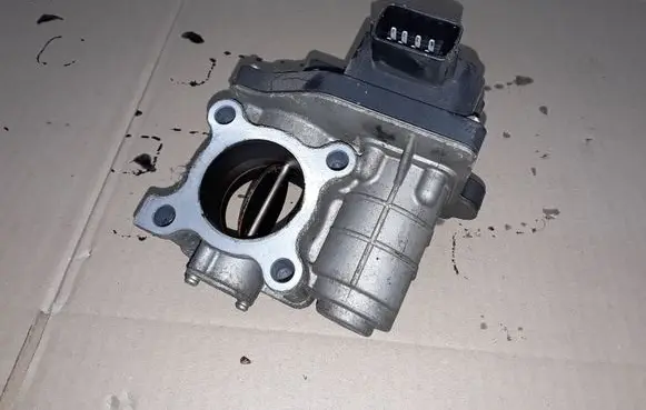 Honda Civic IX Throttle valve NAS09053 2425045