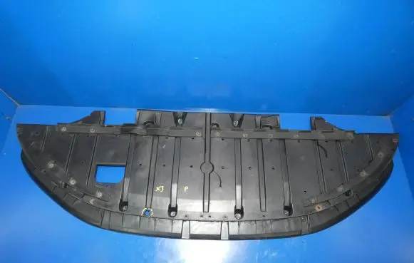 Jaguar XJ X351 Engine splash shield/under tray