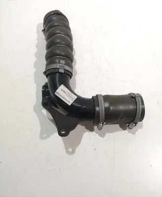 Intercooler hose/pipe