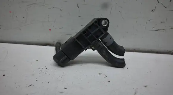 Volkswagen Tiguan Exhaust gas pressure sensor 