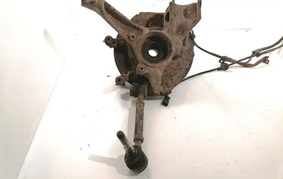 Audi A6 S6 C4 4A Rear wheel hub