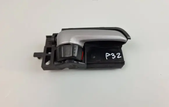 Suzuki Alto Rear door interior handle 83110M68K00FPG 735500050
