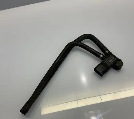 Mercedes-Benz E W211 Exhaust gas pressure sensor A0061539528 0281002925 0061539528