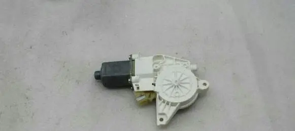 Mercedes-Benz GL X164 Front door window regulator motor A2518200708